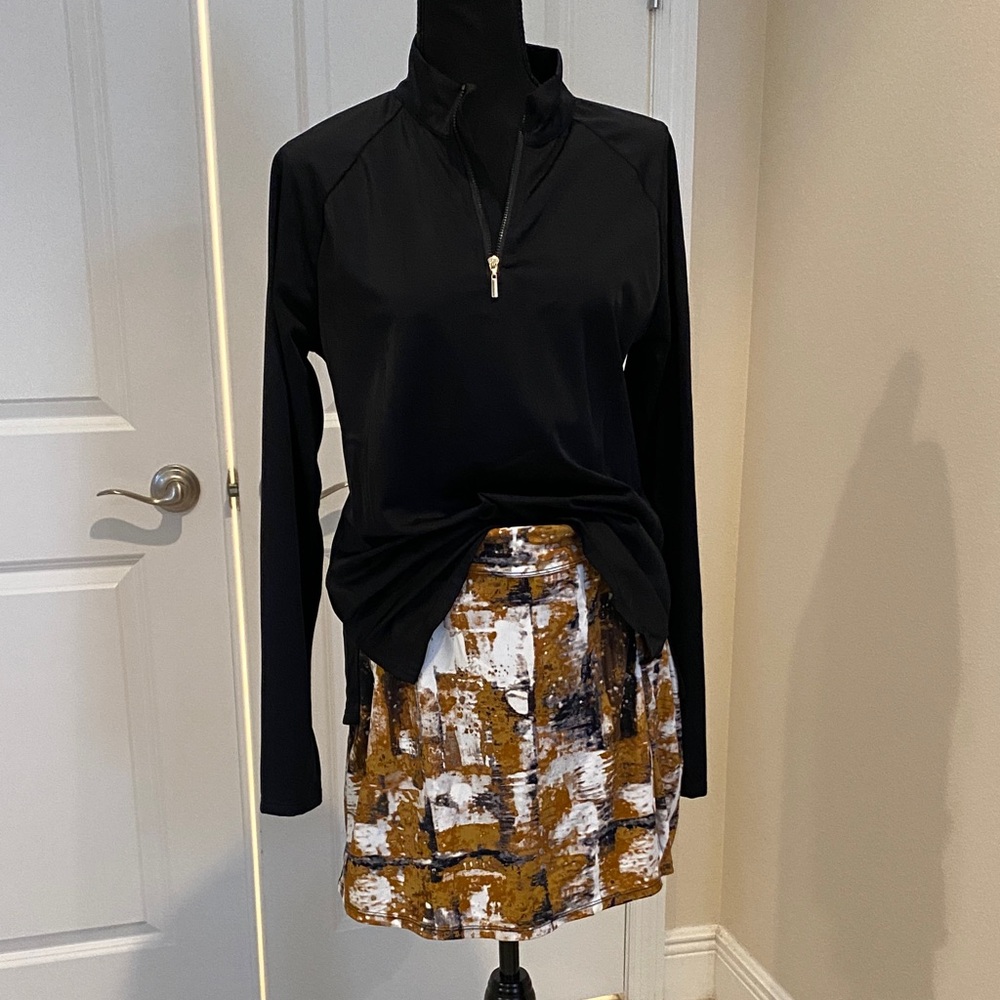 Susan Graver soleil rashgaurd set with swim skirt abstract size 10